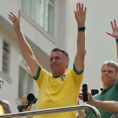 Em Ato na Paulista, Gayer Exibe Áudios de Ministros do STF e Aumenta Tensão entre Poderes